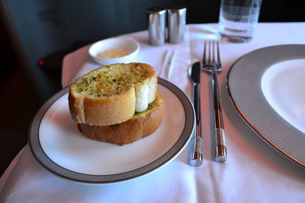 Singapore Airlines first class garlic bread