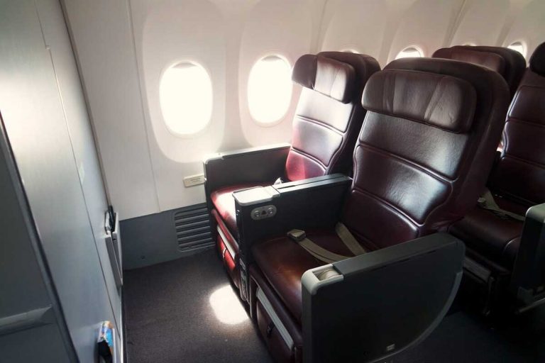 Qantas-business-737-adele Qantas 737 Business Class cabin