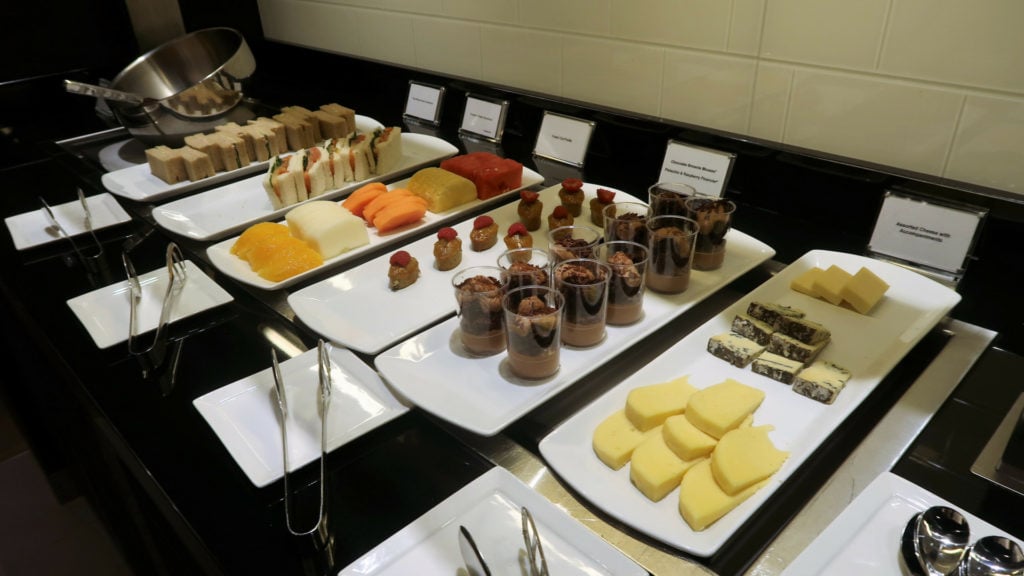british airways lounge singapore review (11) british airways singapore lounge review