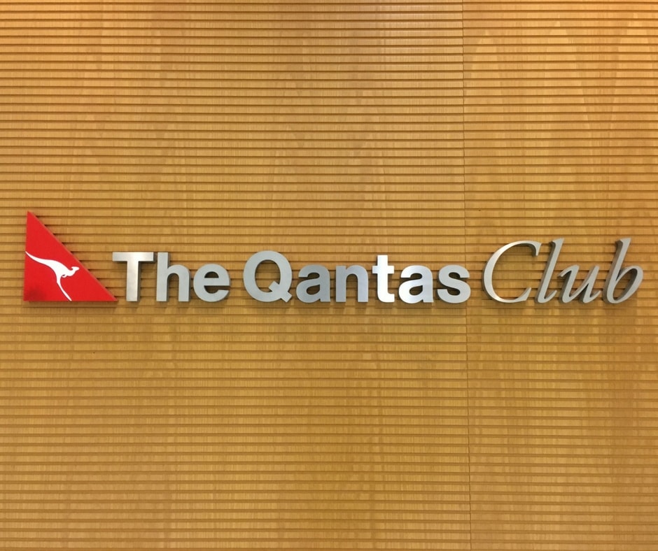 qantas club entrance