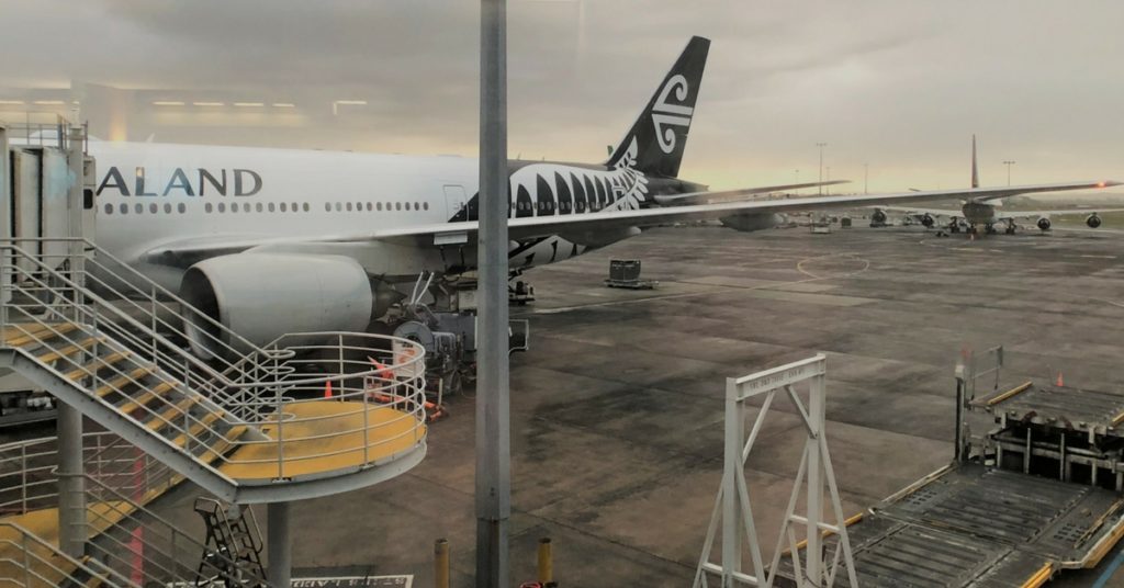 air new zealand business class plane