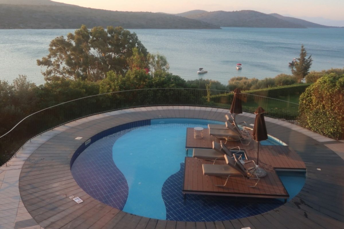 domes of elounda pool