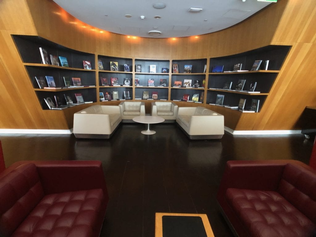 qantas first class lounge library