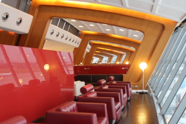qantas first class lounge sydney 3