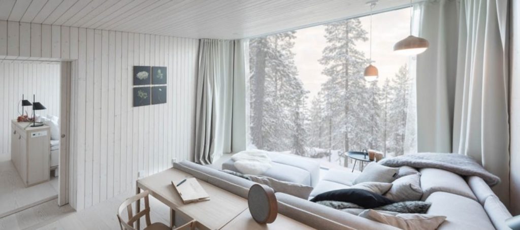 arctic treehouse hotel