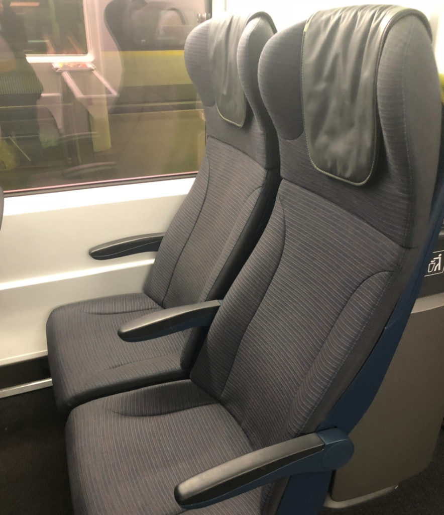 eurostar standard seat side view