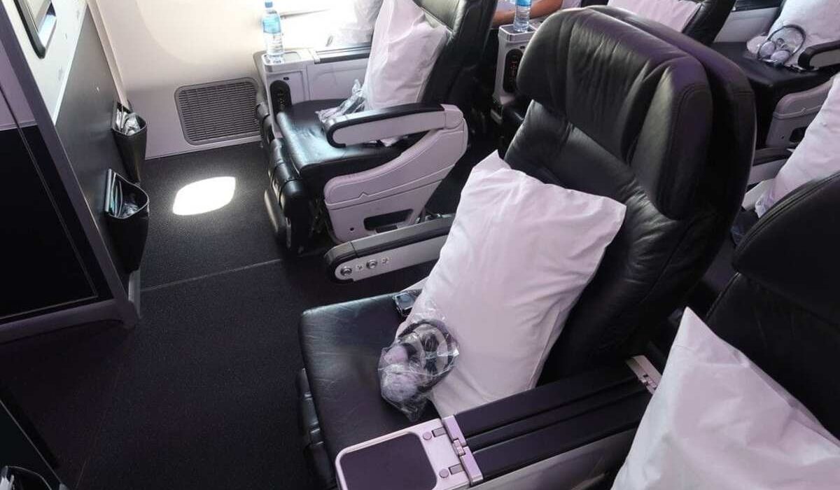 Air New Zealand Premium Economy Review The Champagne Mile