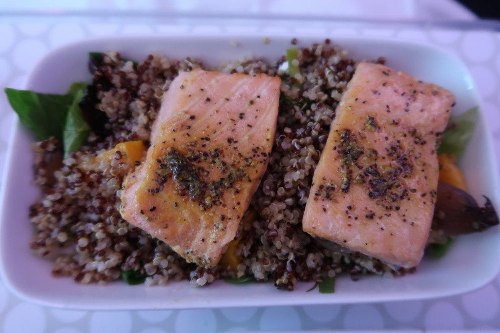 roasted-salmon-salad-with-quinoa-air-new-zealand-premium-economy