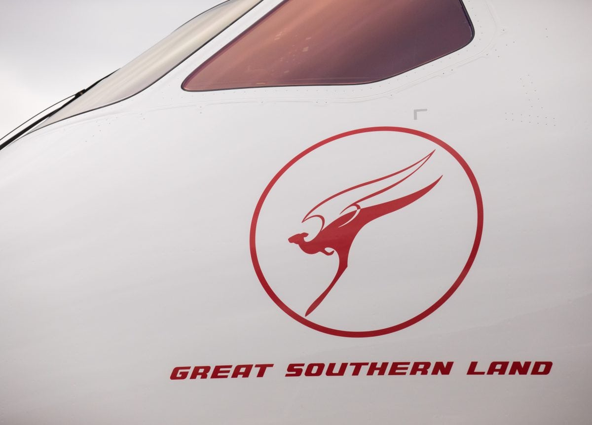 qantas dreamliner 787 livery great southern land