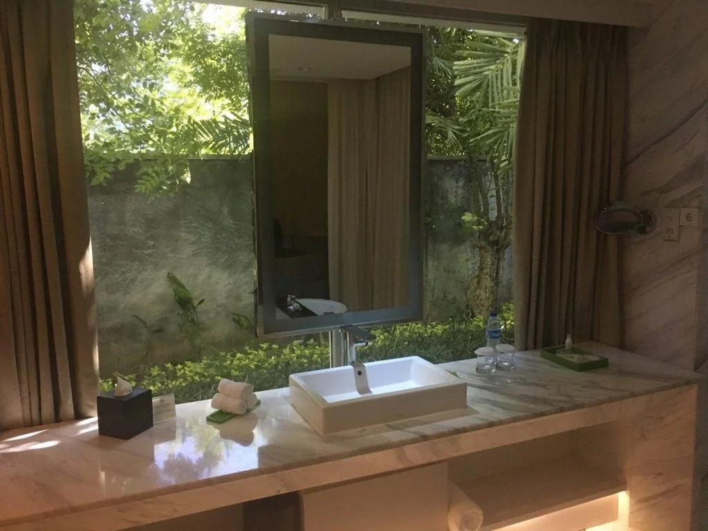bathroom stones 4 legian bali marriott