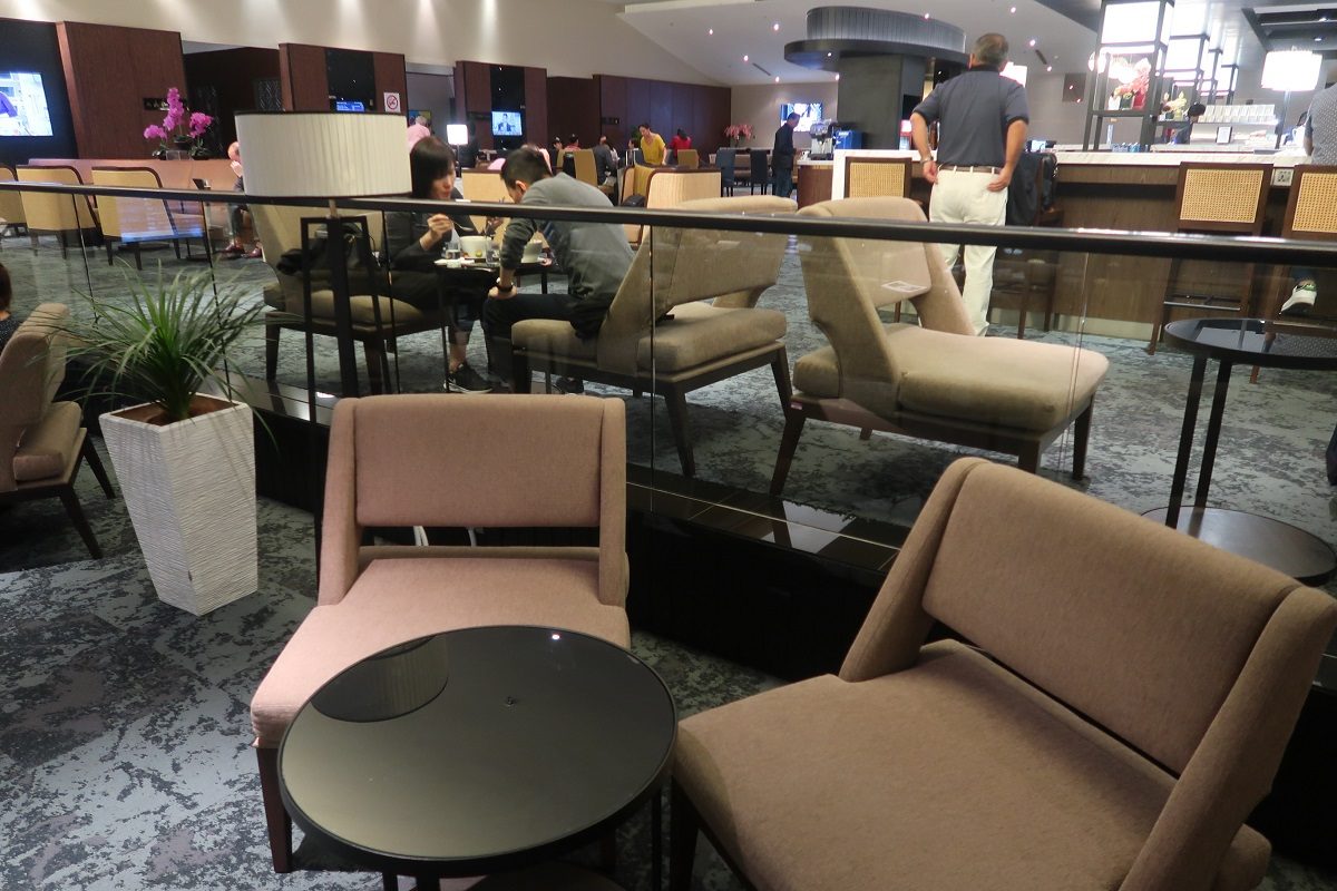 Malaysia Airlines Golden Lounge Review  The Champagne Mile