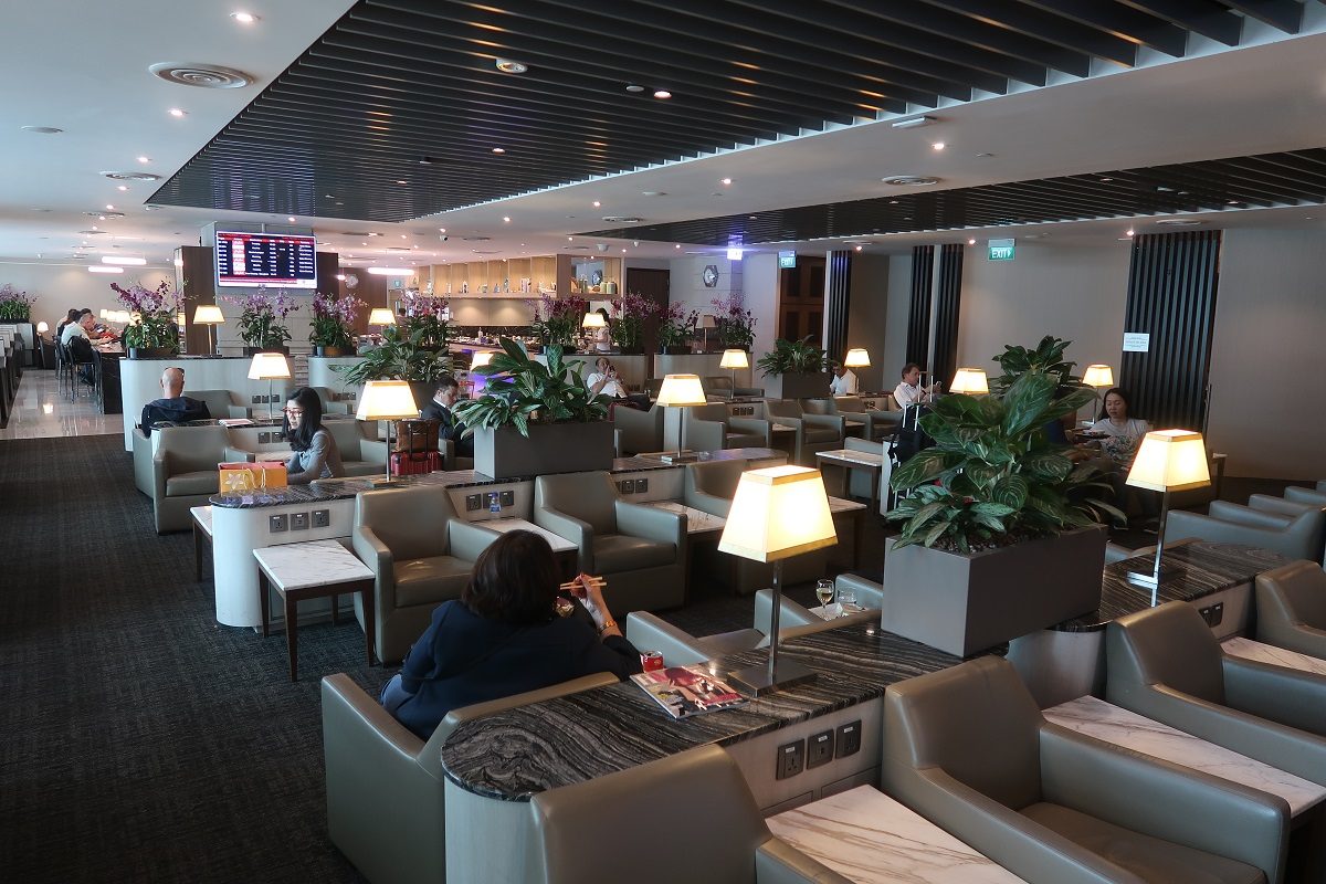 SATS Premier Lounge Terminal 2 Singapore Airport lounge wide view