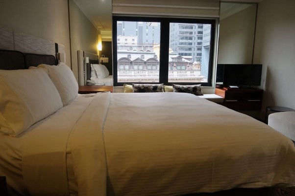 IHG Intercontinental Sydney Club Classic City Side guestroom IHG Intercontinental Sydney Club Classic City Side guestroom