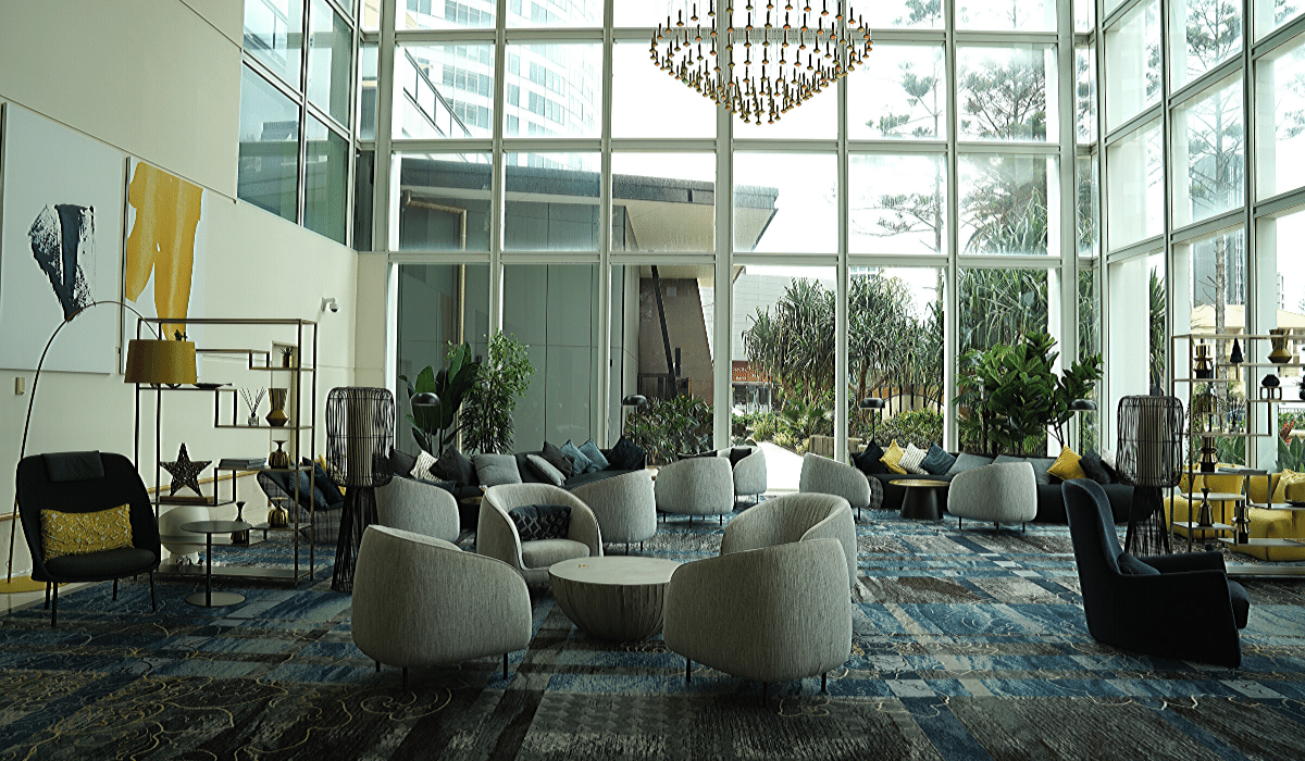 voco gold coast lobby
