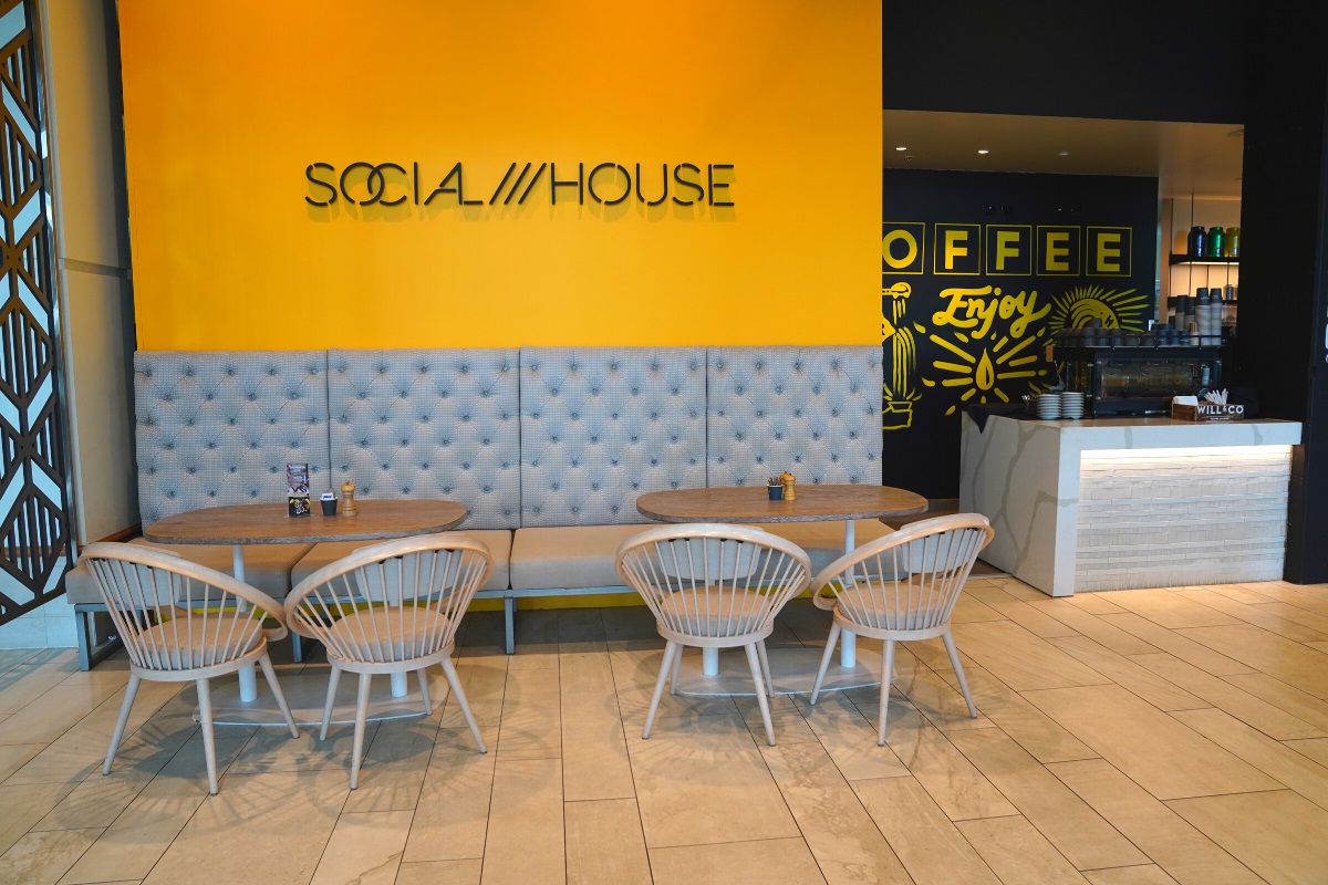 voco gold coast social house restaurant bar