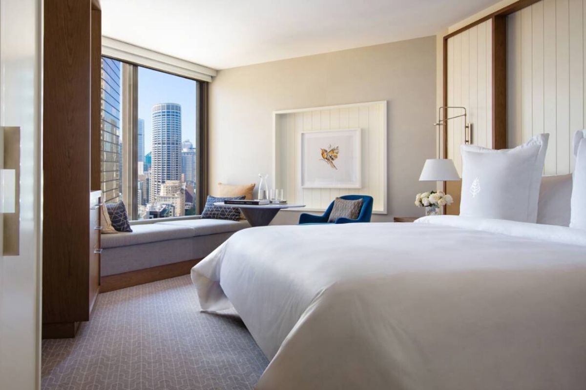 sydney four seasons deluxe room