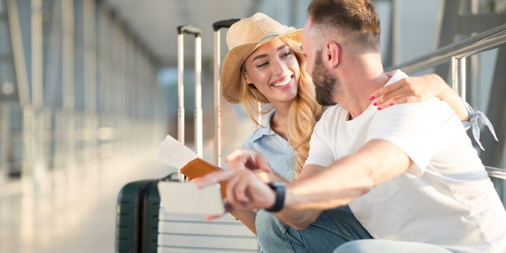 happy travellers