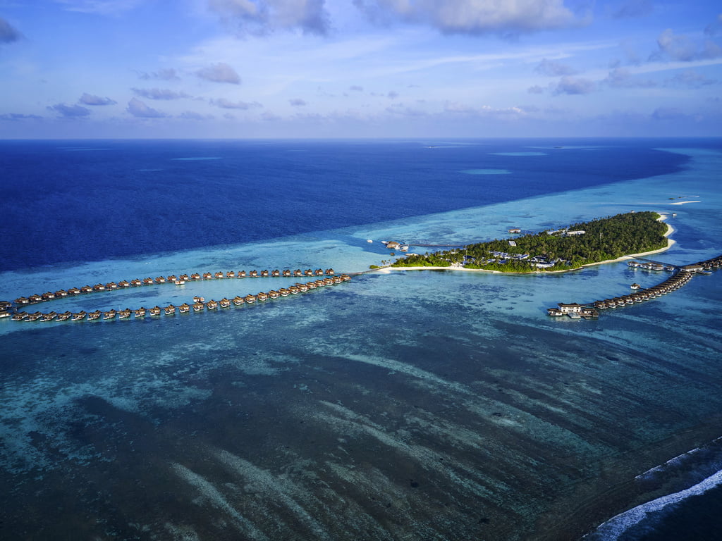 accor pullman maldives resort image