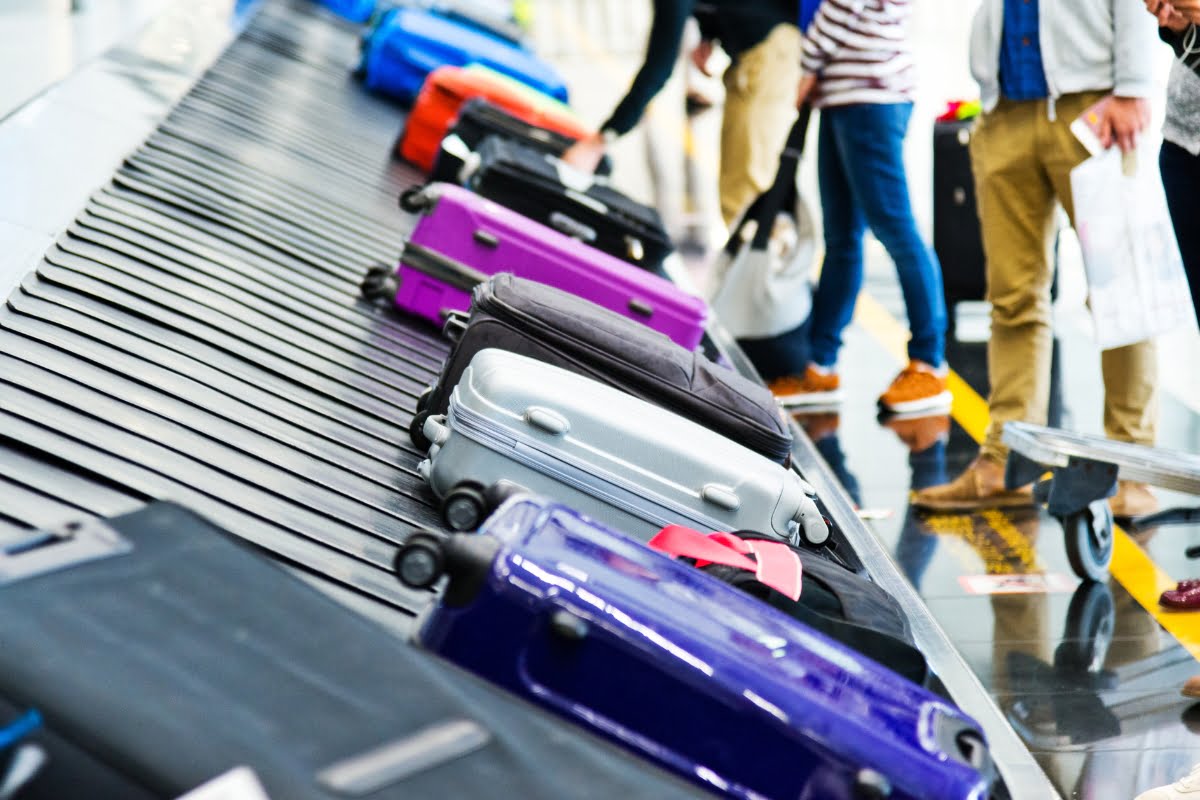 airport baggage collection image