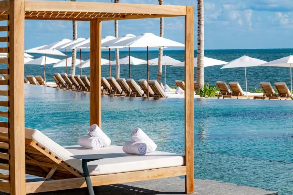 waldorf astoria resort cancun mexico pool image