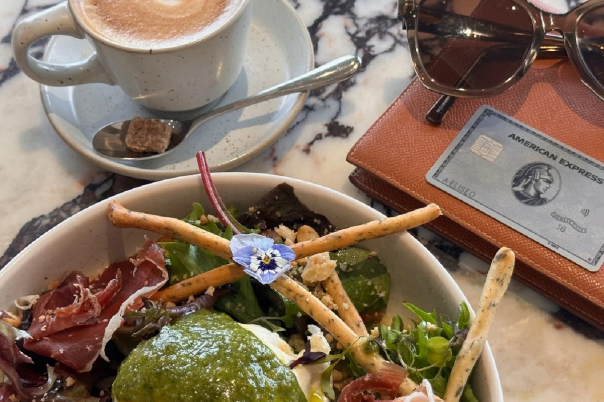 fly with amex platinum feature image