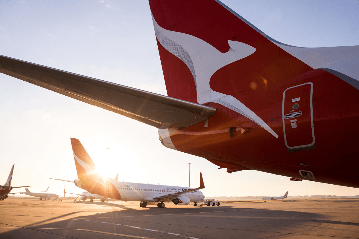 qantas adeaide auckland image